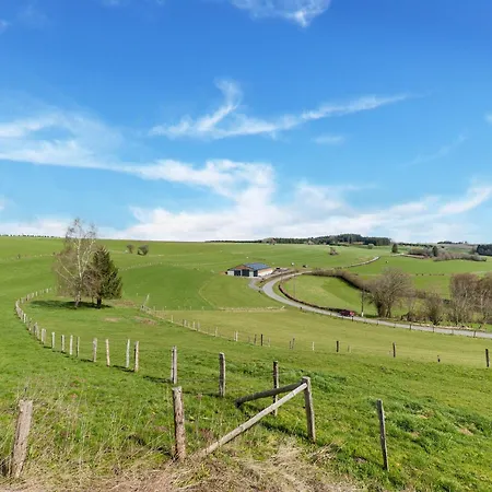 Les Hirondelle For 8 Persons, Cleaning Included Holiday home *