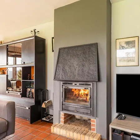 بيت للعطل Les Hirondelle For 8 Persons, Cleaning Included Bièvre