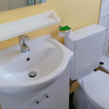 Les Hirondelle For 8 Persons, Cleaning Included * Bievre